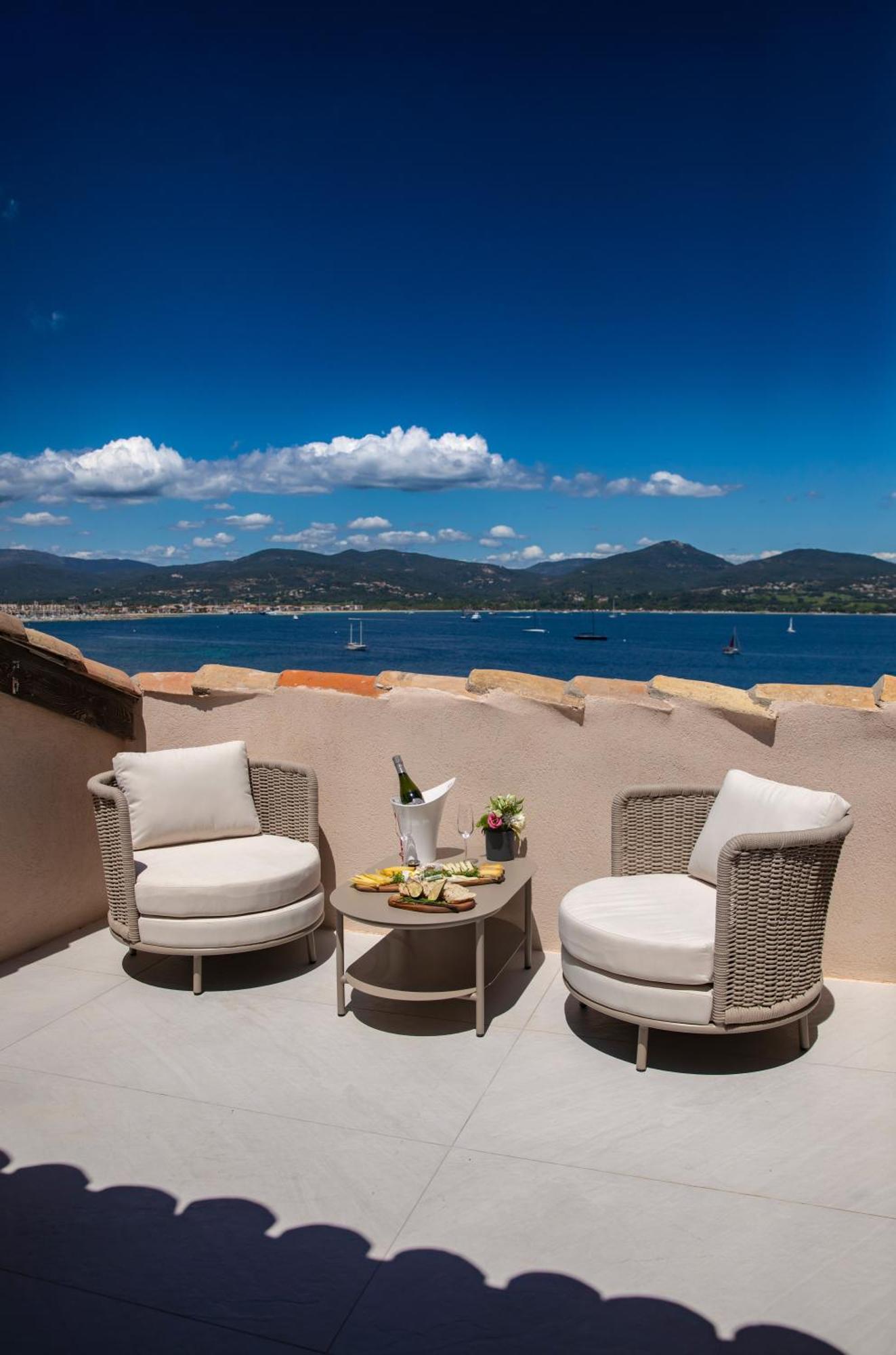 Tinah Saint-Tropez Hotel Exterior photo